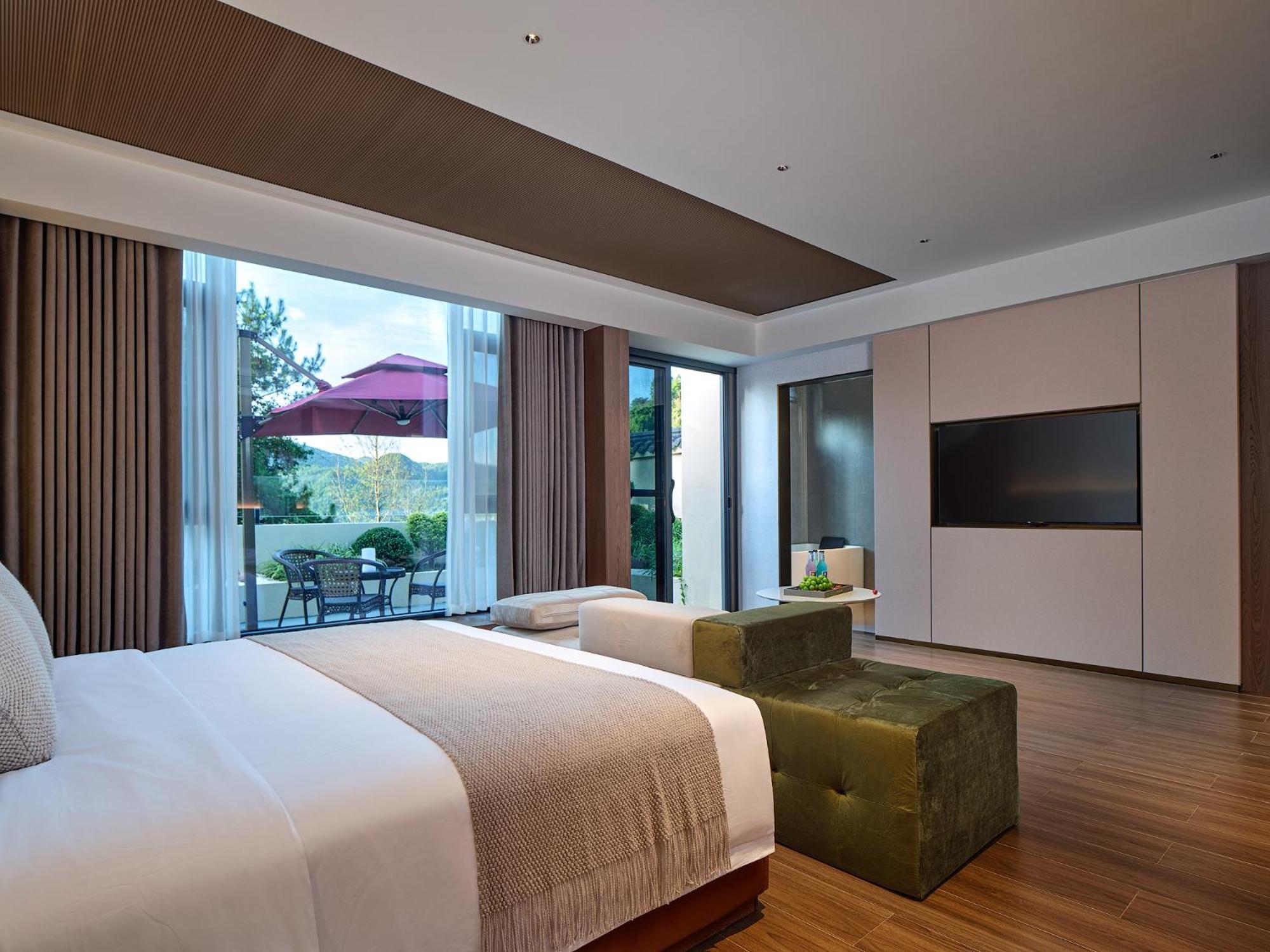 Zhangjiajie Utopia Hotel--Free One Way Pick Up Service Over 2 Nights Экстерьер фото